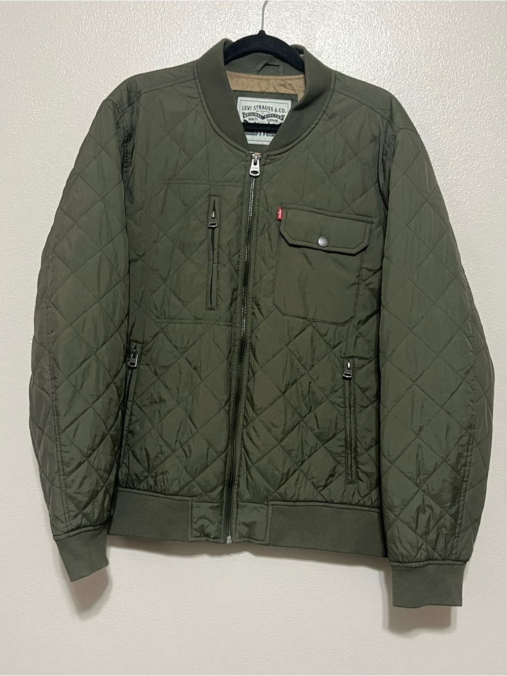 Levi's Men's Diamond Quilted Bomber Jacket Olive Nylon X-Large